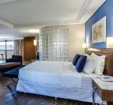 بلو تري تاورز جوينفيل