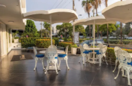 Coral Reef Hotel