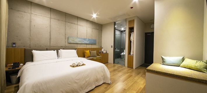 Epoche Hotel Hotels in Jinju