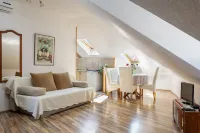 Dubrovnik Sunset Apartments فنادق في Komolac