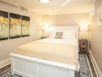 Cozy Retreat | Walk to Unc | Free Cruiser Bikes Hotels in Greeley