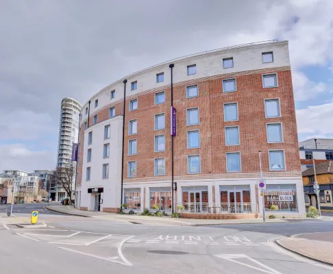 Premier Inn Portsmouth Dockyard Hotels in Portsmouth