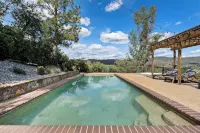 Yosemite Oasis - Mountain Views with Pool and Hottub - Pools