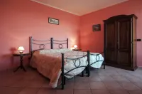 Apartment in the Langhe Hotel a 