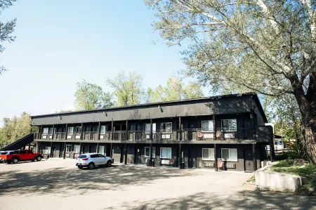 Trailhead Cabins & Lodging Отели рядом с достопримечательностью «ЭРБМ Рекреэйшен & Парк Дистрикт»