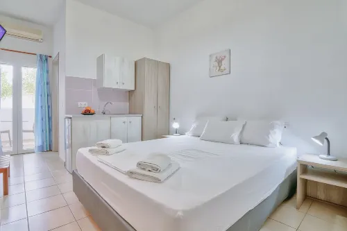 Pavlos Place Hotels in Antiparos
