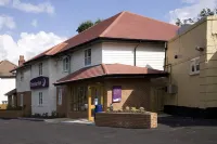 London Twickenham East Hotels in Sunbury
