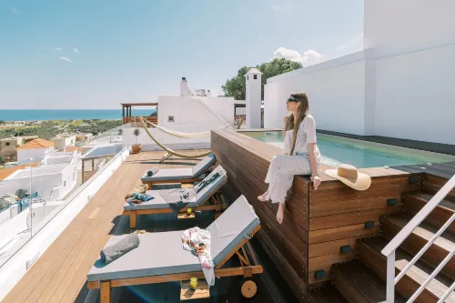 Kalathos Square Luxury Suites - Villas