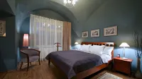 Redfoxapartment Central Hotels in 