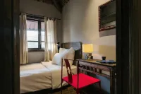 Toki Retreat Vân Long Hotels in Gia Vân