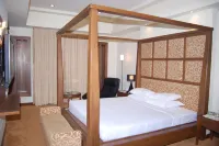 Cambay Sapphire, Gandhinagar Hotel di Aluva