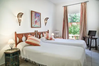 Hotel Madreselva - Grupo Califa