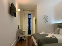 A Portuguesa Guest House - balcony
