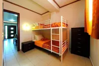 Dionysus Apartments & Suites