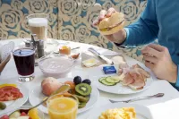 Hotel Mondschein - Breakfast