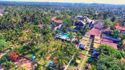 R Degrees Hotels near Sri Seelakkanda Sunday School