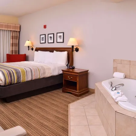 Country Inn & Suites by Radisson, Omaha Airport, IA