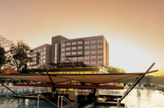 SJ 生態瀑布度假村 住宿飯店