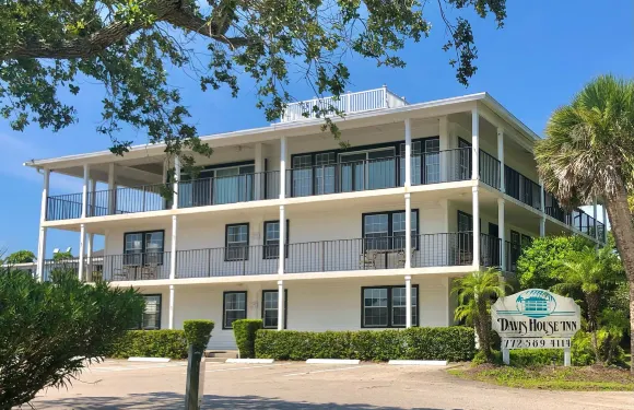 戴維斯之家旅館