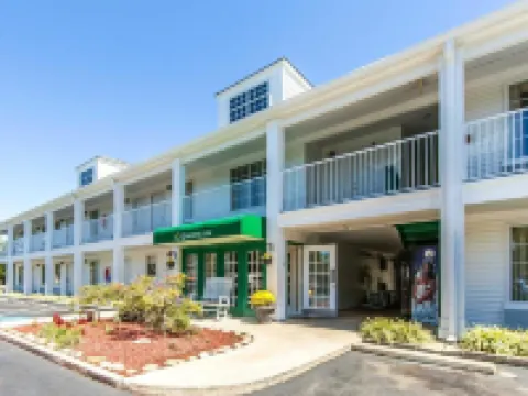 Quality Inn Decherd / Winchester Hotels in Decherd