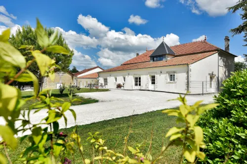 Domaine d' Arcalis - Majatalot