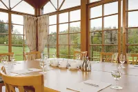 Aschbacher Hof Hotels in Holzkirchen
