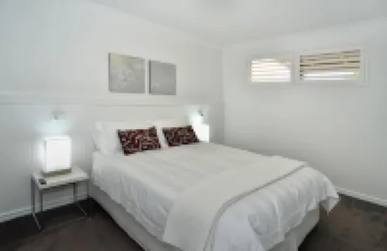 奧爾巴尼中央公寓