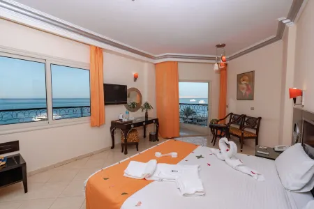 King Tut Aqua Park Beach Resort Отели в г. Хургада