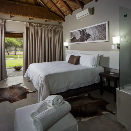 Monate Game Lodge