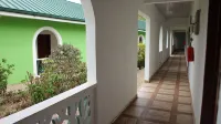 Pioneer Guest Lodge - 2-Star