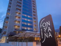 Fontana Hotel & Gastronomy Hôtels à proximité de : Plage de Mogren