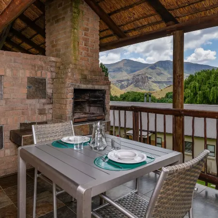 Kiara Lodge