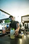 Kiani Akti - Quầy bar