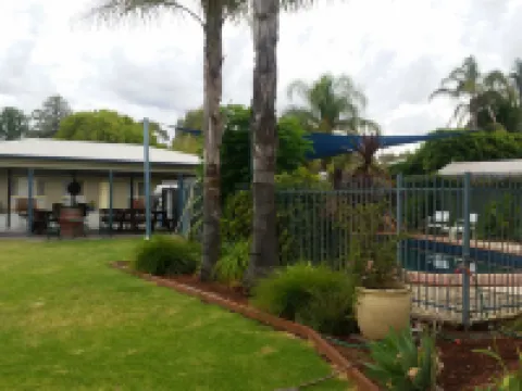 Sunrise Motel Hotels in Barooga