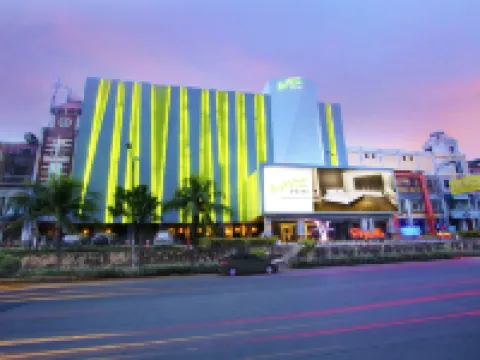 Whiz Prime Hotel Kelapa Gading Các khách sạn ở Bắc Jakarta