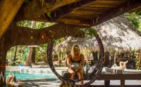 Dreamsea Surf Camp
