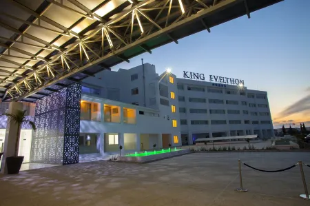 King Evelthon Beach Hotel & Resort