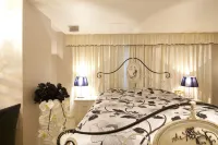 V Hotel (Adult Only)