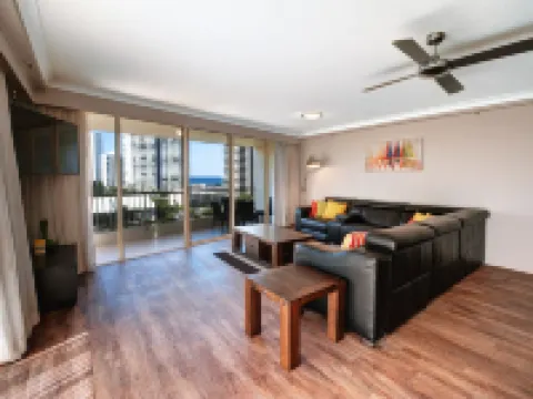 Contessa Holiday Apartments Hotels in Main Beach