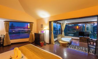O Hotel Goa, Candolim Beach