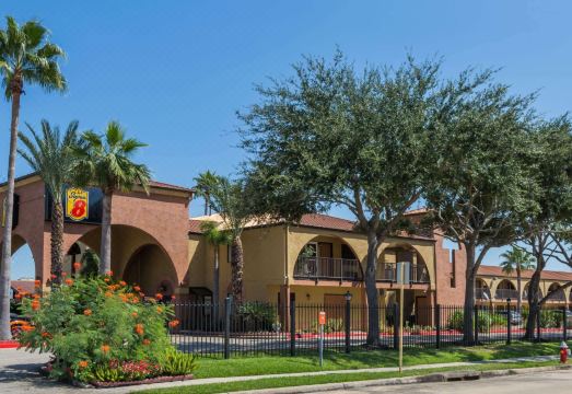 수퍼 8 바이 윈덤 휴스턴/나사 외관