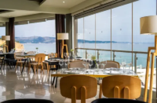 Hotel Blue Dream Palace Tripiti Resort