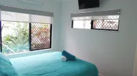 Beach Bliss Queen Bed BBQ Pool Netflix
