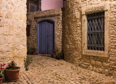 Lania Royal Oak House by TrulyCyprus Hotels in 