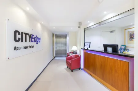 City Edge East Melbourne Apartment Hotel Отели рядом с достопримечательностью «Беррарунг Марр»