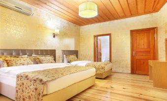 Theodian Hotel