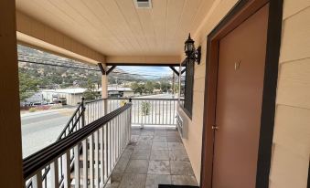 Frazier View Motel