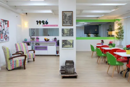 1926 Designed ApartHotel Отели в г. Хайфа