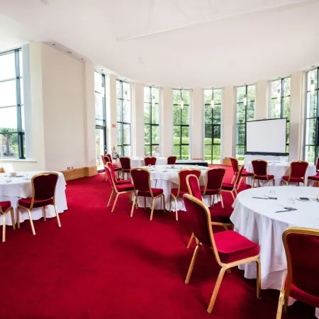 La Mon Hotel & Country Club