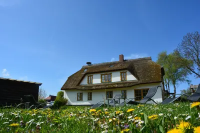 Reethäuser auf Rügen Hotels in Middelhagen